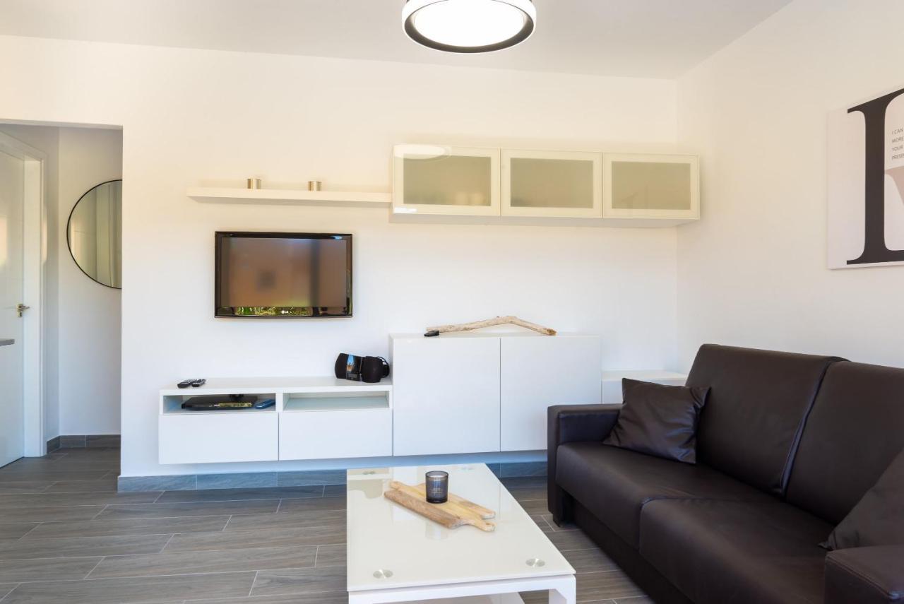 Casa Lucien - Newly Refurbished Apartment With Swimming Pool - Ideal For Couples 科拉雷侯 外观 照片